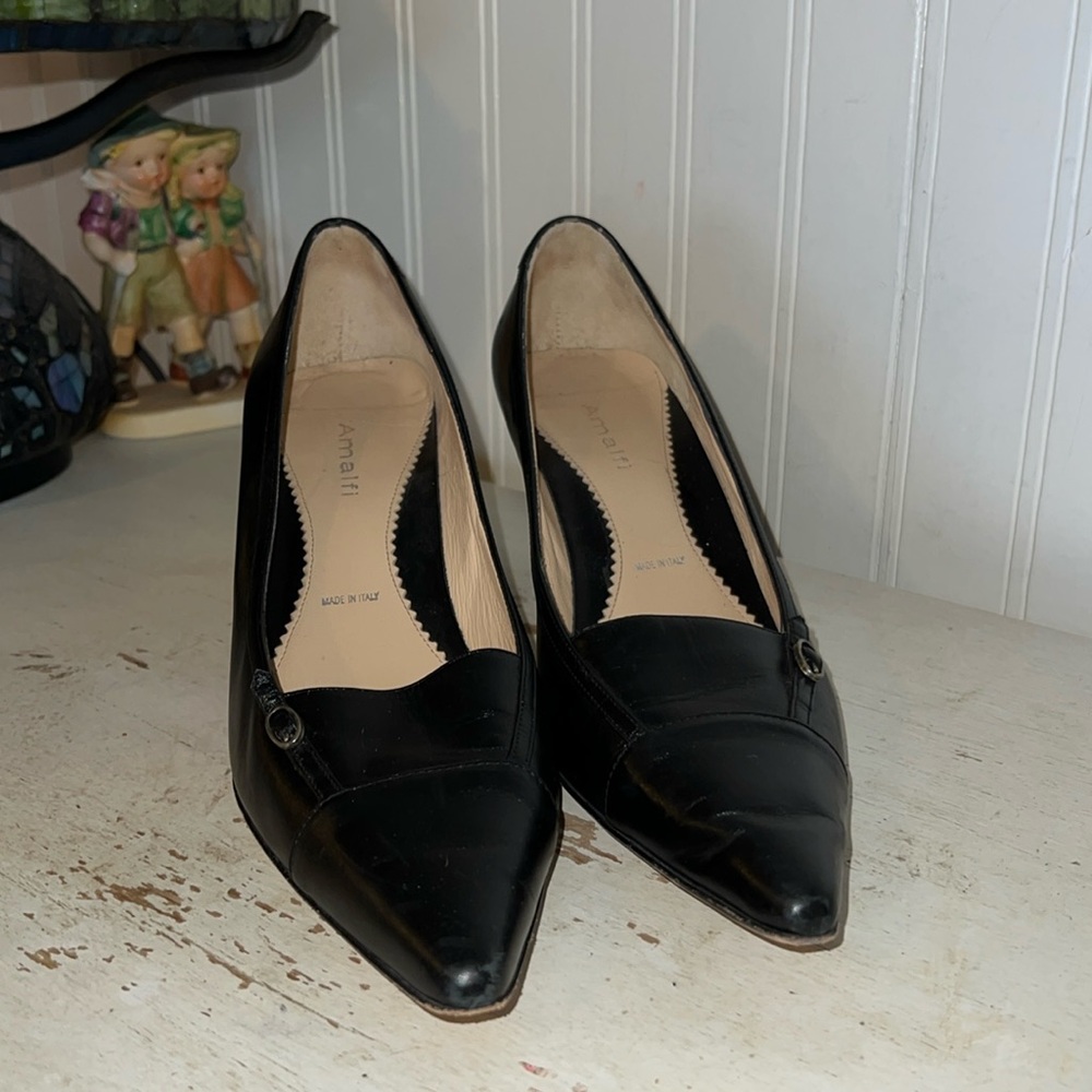 Amalfi black leather heels 10n
